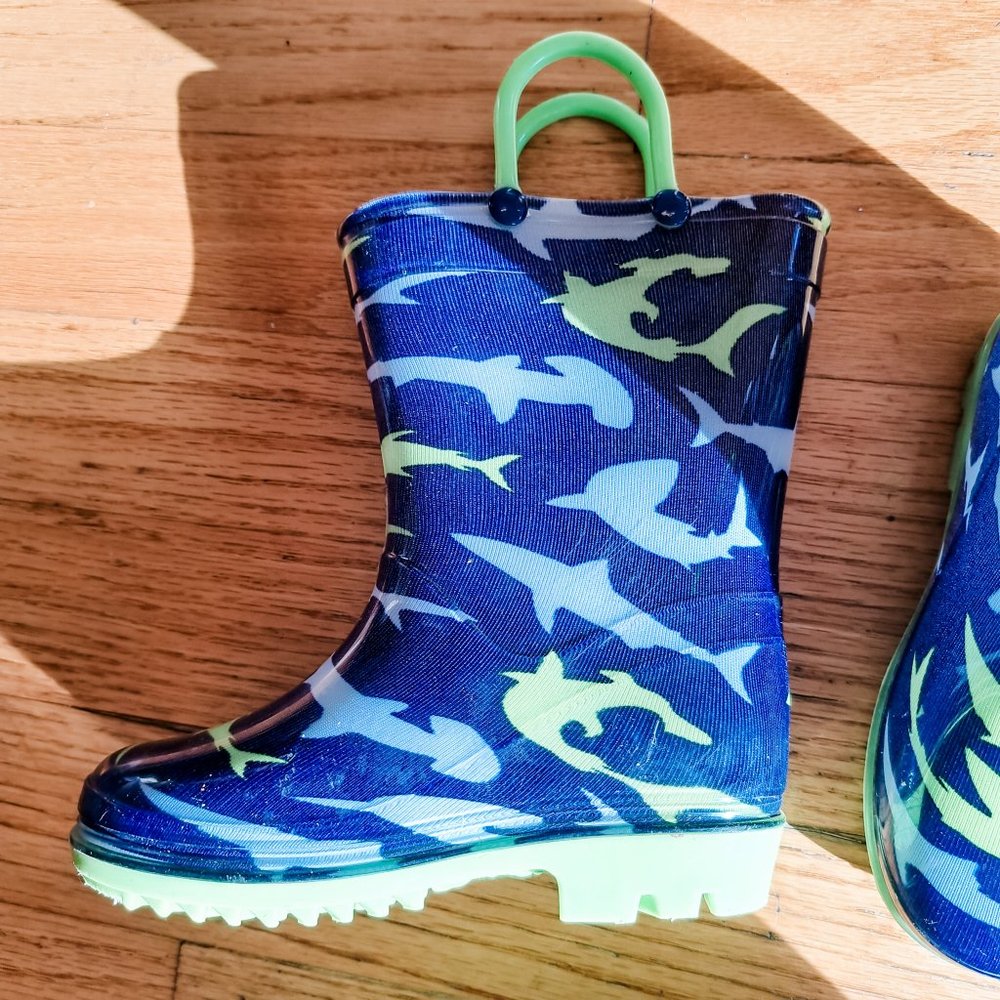 Kids Shark Print Rain Boots Size 7.  With Handles, worn once.